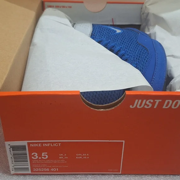 Nike Inflict Blue Wrestling Shoes - Picture 2 of 6